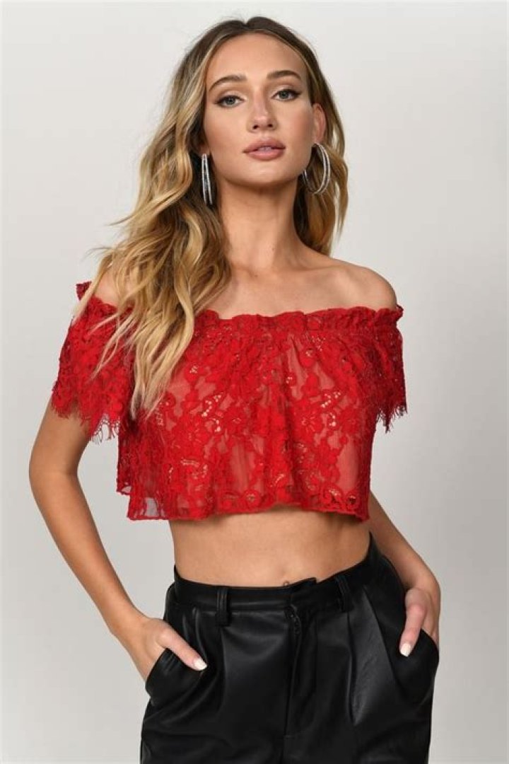 11 Stars Who Slay In Off-The-Shoulder Crop Tops: Bella Hadid & More