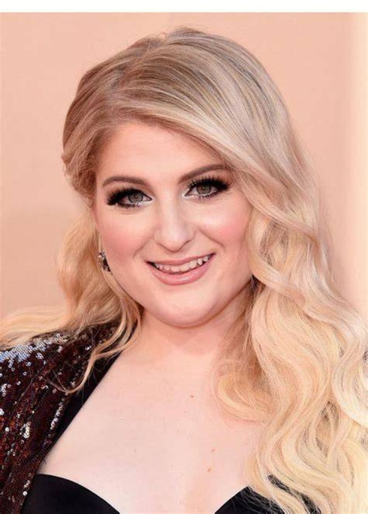 2015 iHeartRadio Music Awards Style: Best Hair & Makeup On The Red Carpet
