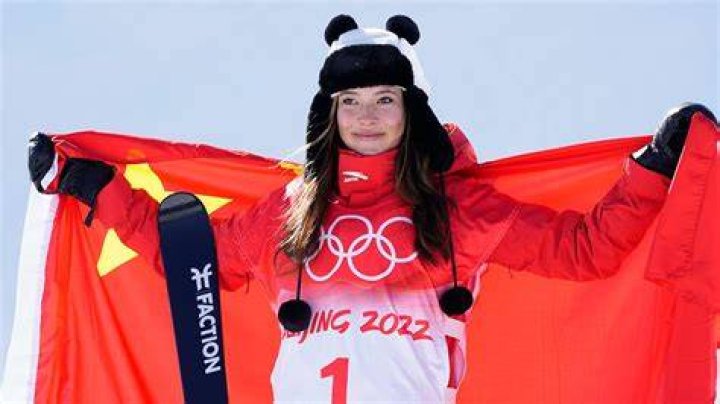 5 Things About The Skier At Beijing Olympics – Hollywood Life