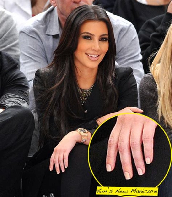60-Second Beauty Tip: Get Gorgeous Hands This Winter In Three Easy Steps!