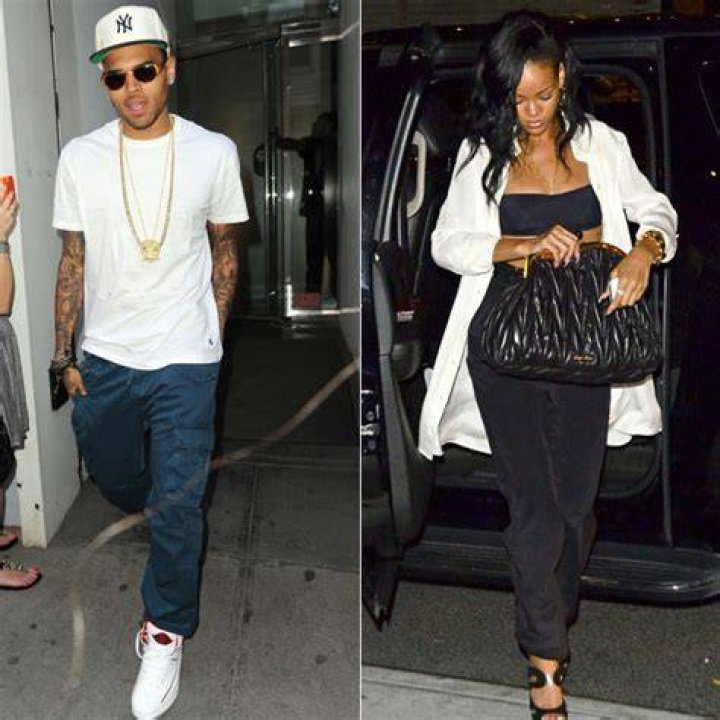 8 Most Dramatic Moments Of Their Love Affair – Hollywood Life