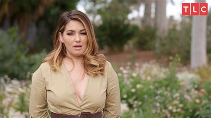’90 Day Fiance’s Stephanie Matto Addresses Selling Her Farts In Jars – Hollywood Life