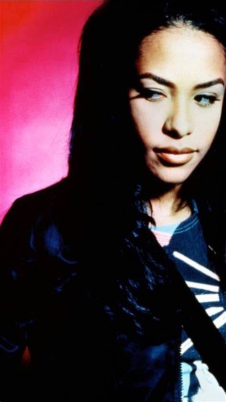 Aaliyah – Hollywood Life