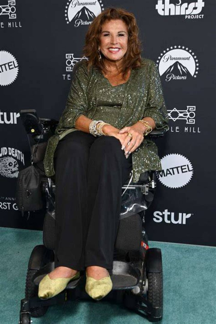 Abby Lee MIller Is Learning To Walk Again After Cancer Battle — Pic – Hollywood Life