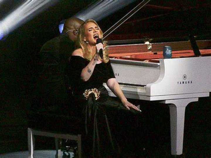 Adele ‘Forgets Show Etiquette’ As She Gives Hilariously Stern Warning To Fans About Throwing Things On Stage
