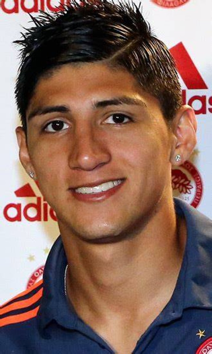 Alan Pulido Celebrity Profile – Hollywood Life