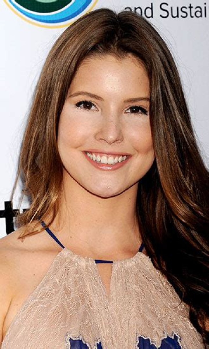 Amanda Cerny Celeb Bio – Hollywood Life