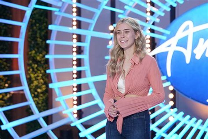 ‘American Idol’ Preview: Carly Mickeal Brings Her Dog-Grooming Skills To Her Audition