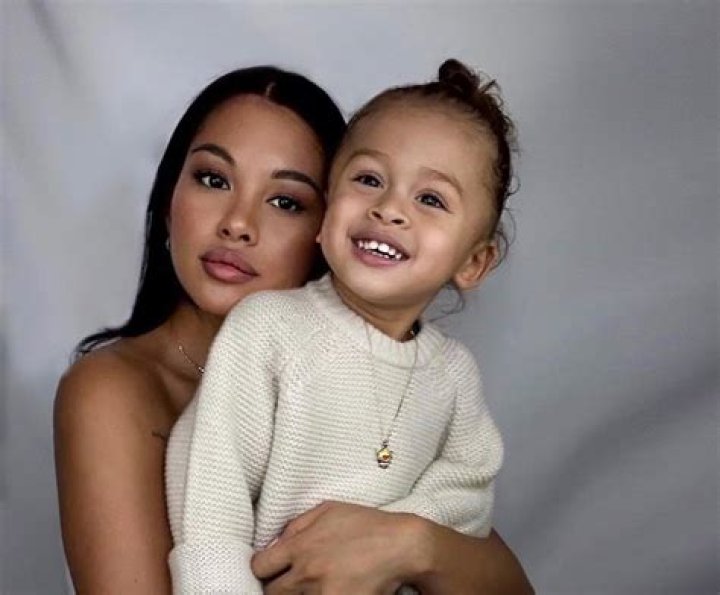 Ammika Harris Stuns In Makeup-Free Selfie After Wishing ‘Daddy’ Chris Brown A Happy Birthday