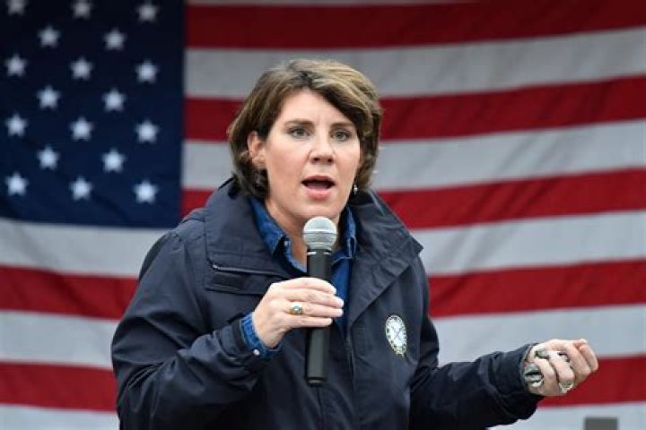 Amy McGrath — Pics