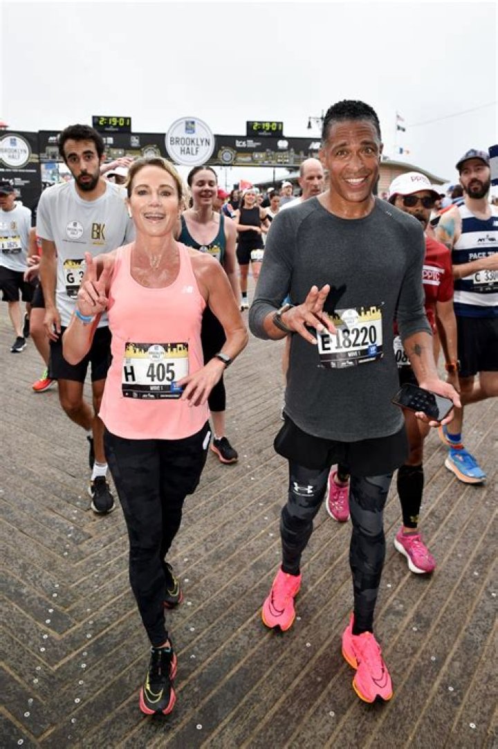 Amy Robach & T.J. Holmes Run In Brooklyn Half Marathon – Hollywood Life