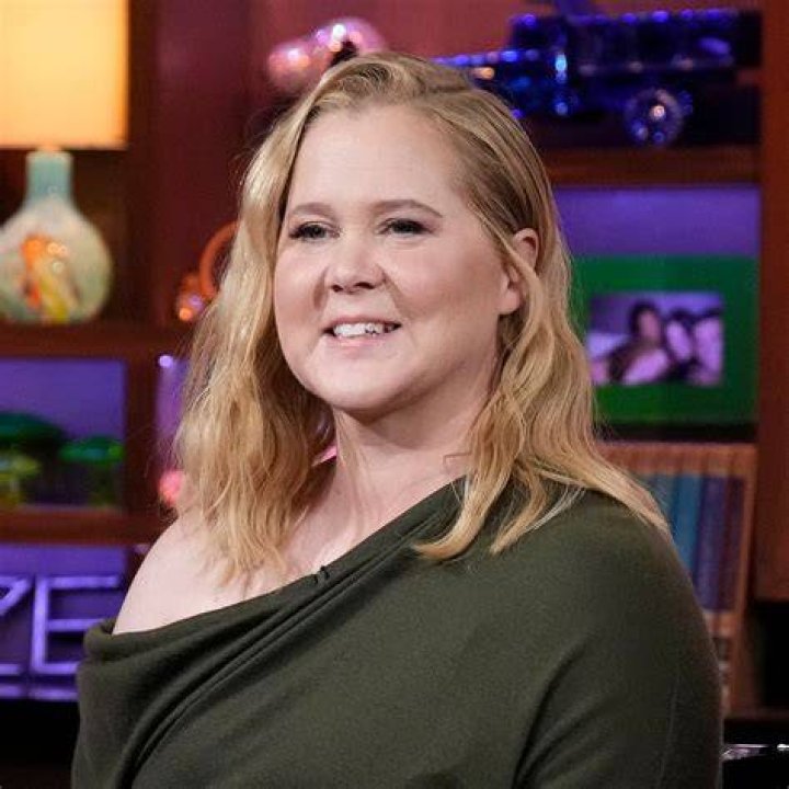 Amy Schumer’s Cute Son Gene, 2, Can’t Stop Giggling During Her Would-Be Emmy Acceptance Speech