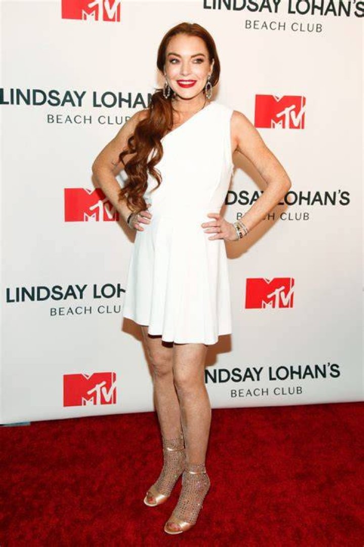 Andy Cohen On If Lindsay Lohan Is Joining ‘Real Housewives Of Dubai’ – Hollywood Life