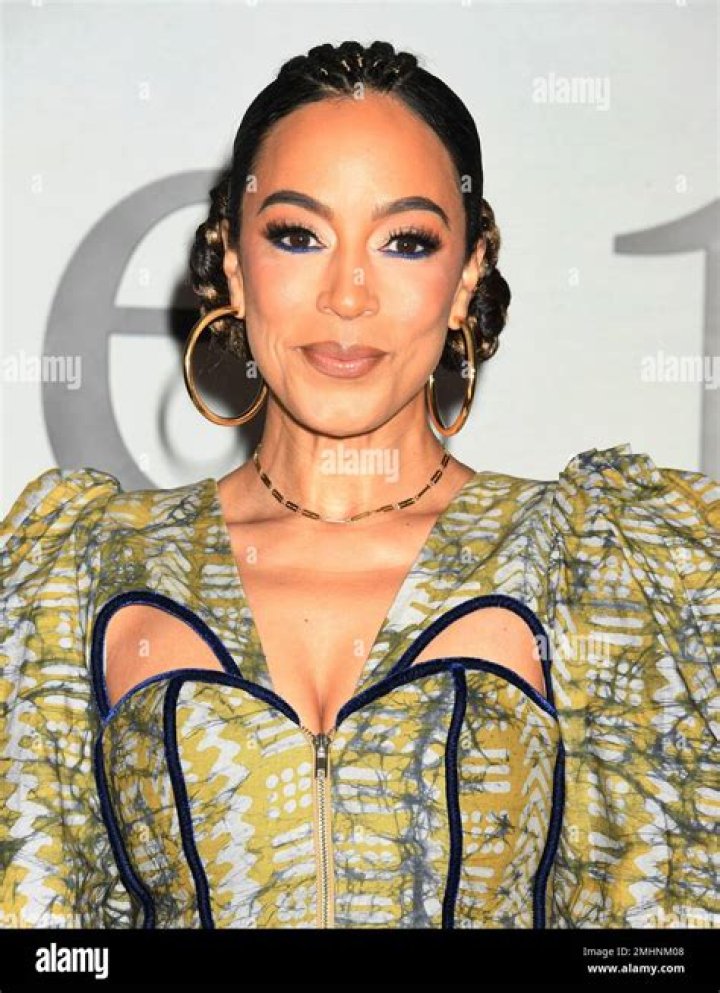 Angela Rye Celebrity Profile – Hollywood Life