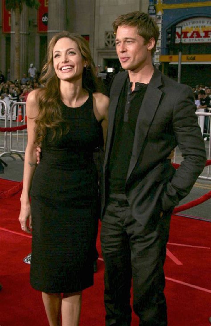 Angelina Jolie & Brad Pitt’s Romance Timeline & Split Drama – Hollywood Life