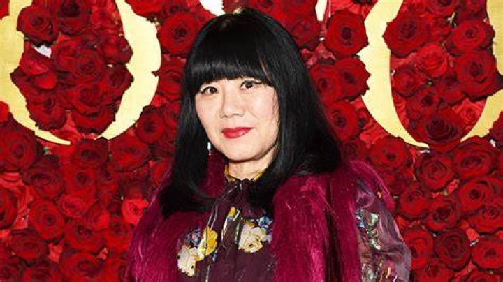 Anna Sui Celebrity Profile – Hollywood Life