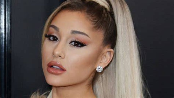 Ariana Grande Rocks A Makeup-Free Face For New Body Collection: Video – Hollywood Life