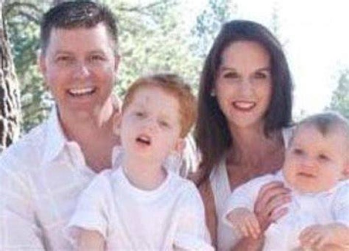 Arizona Dad Shoots Sons, Attempts Suicide — Prostitutes, Divorce, & Murder – Hollywood Life