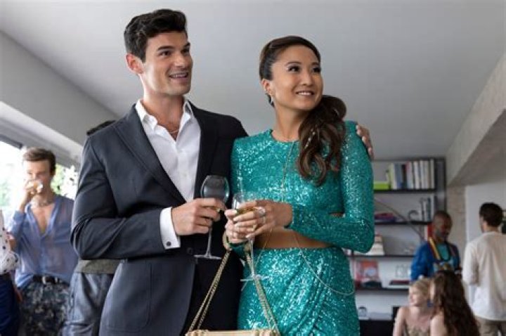 Ashley Park’s Health: Everything to Know about the ‘Emily in Paris’ Star’s Battle With Septic Shock