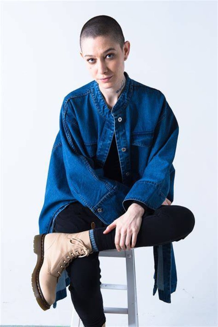Asia Kate Dillon — Pics Of The Actor