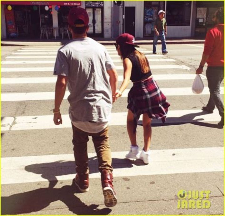 Austin Mahone & Becky G Throwing Shade At Each Other After Split? See The Mean Tweets