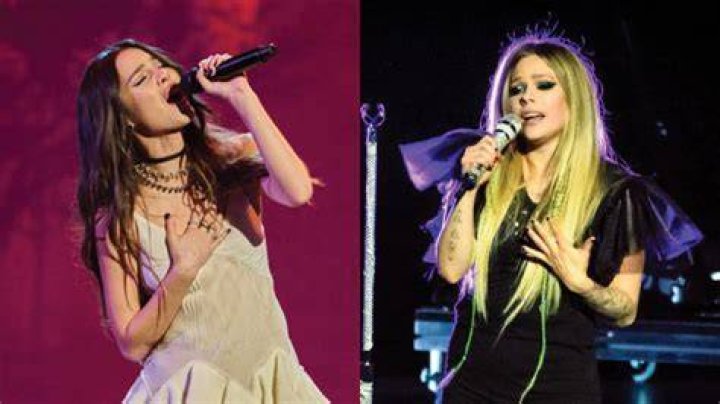 Avril Lavigne & Olivia Rodrigo Perform ‘Complicated’: Watch – Hollywood Life