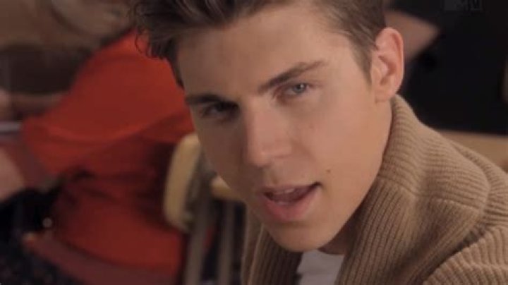 ‘Awkward’ Recap: Jenna Faces Her Feelings For Collin