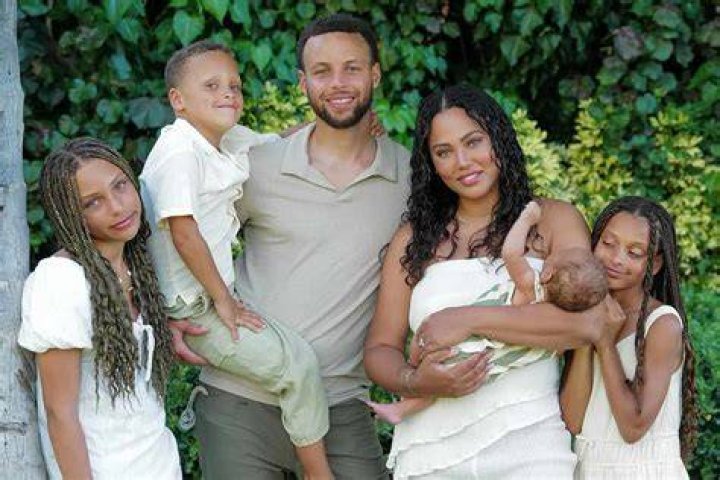 Ayesha Curry Sunbathes In A Bikini & Snuggles Up To Steph Curry In Sweet New Vacation Pics