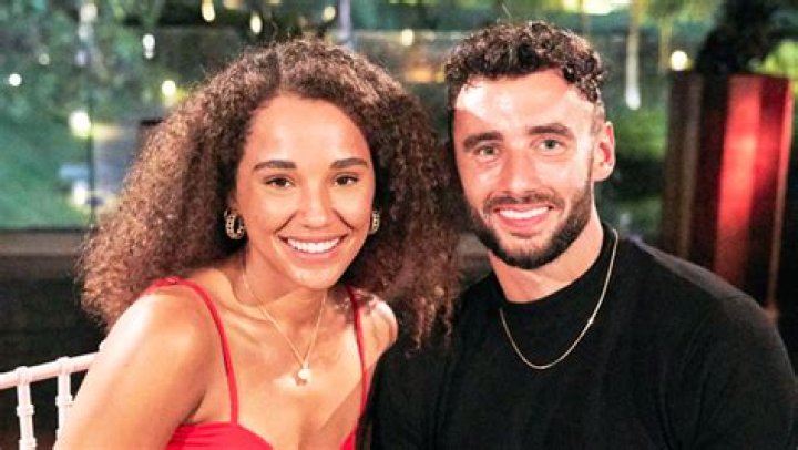 ‘Bachelor In Paradise’s Brendan & Pieper Split After ‘Backlash’ – Hollywood Life