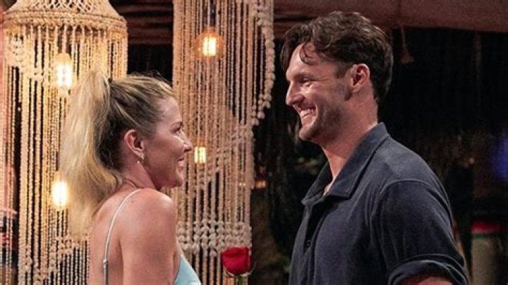 ‘Bachelor In Paradise’: The Couples Are Split Up & 5 New Women Arrive To Meet The Men