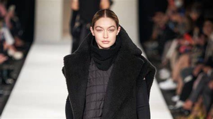 Bella & Gigi Hadid Are Fresh-Faced With Minimal Makeup On Max Mara Runway — Photos