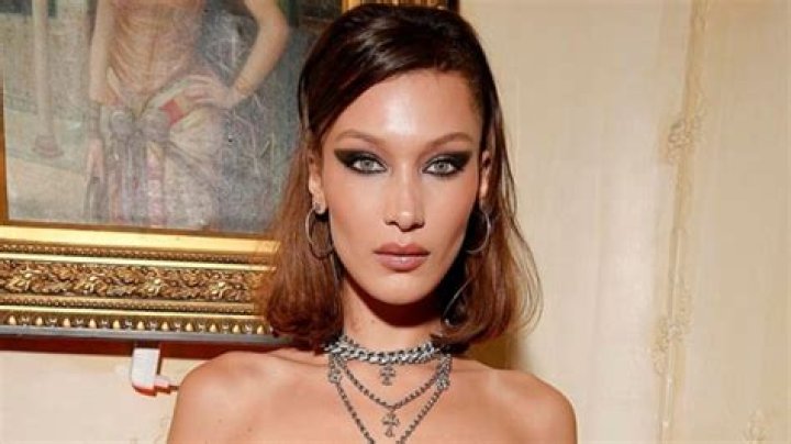 Bella Hadid Body Shamed For Being Too Thin In ‘Love’ Magazine Swimsuit Shoot – Hollywood Life