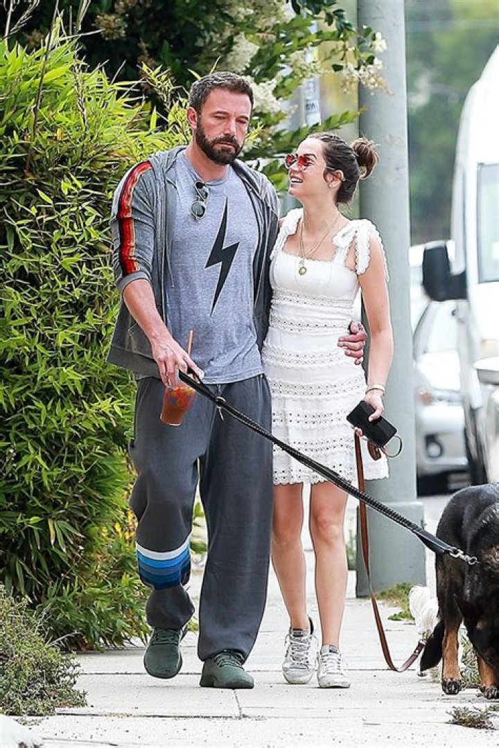 Ben Affleck & Ana De Armas Reportedly Split Over Issue Of Starting A Family: ‘It Was A Deal Breaker’