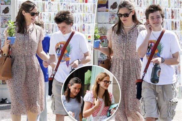 Ben Affleck Enjoys An Ice Cream Date With Daughters Violet, 15, & Seraphina, 12, After NYC Trip With J.Lo