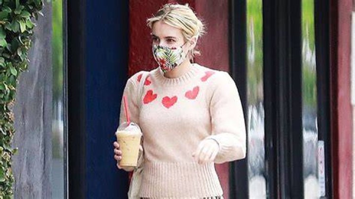 Best Dressed Celebrities This Week Of Quarantine – Hollywood Life