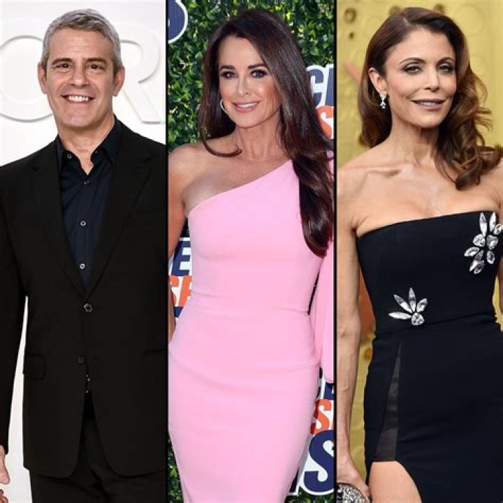 Bethenny Frankel Claims ‘Everyone Knew’ About Erika Jayne’s Legal Woes For Years