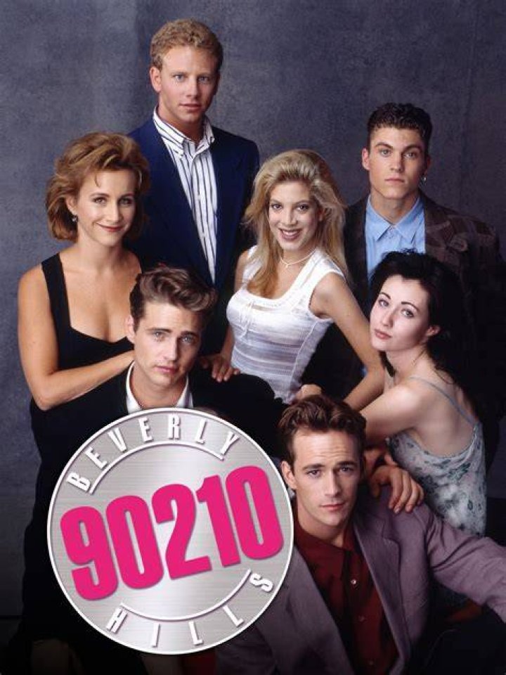 ‘Beverly Hills, 90210’ Cast Reunites 20 Years Later — Watch The Full Video Here