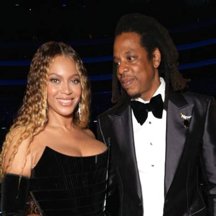 Beyonce & Jay Z: Their Wild Hawaiian Vacation Filled With Champagne & Sex