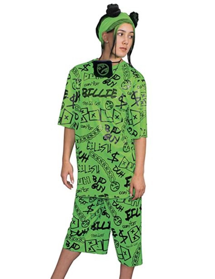 Billie Eilish Halloween Costume DIY – Hollywood Life