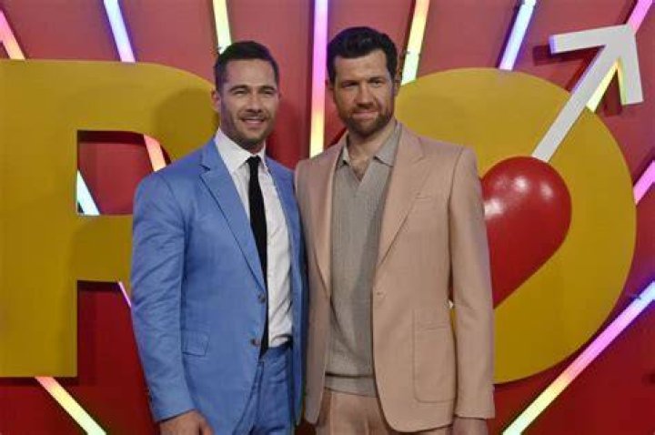 Billy Eichner On ‘Bros’ & Making History With His Gay Rom-Com – Hollywood Life