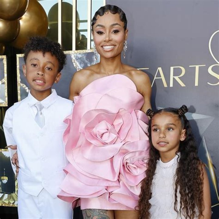Blac Chyna & ‘Best Friend’ Dream Kardashian, 4, Rock Matching Pink Jumpsuits In $400K Rolls Royce
