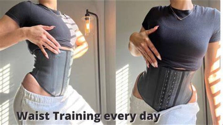 Blac Chyna Flaunts Sexy Cleavage In Waist Trainer — Copying Kylie Jenner?
