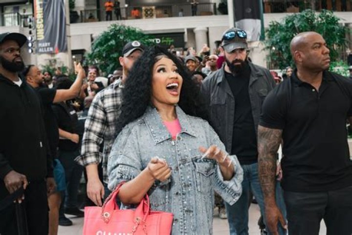 Blac Chyna Mad At Nicki Minaj For Dating Future & Ruining Her Plans To Reunite – Hollywood Life