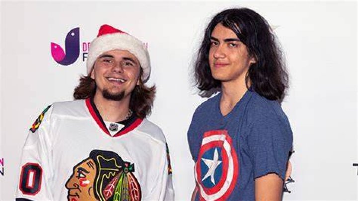 Blanket & Prince Jackson Seen On Late Dad Michael’s 65th Birthday – Hollywood Life