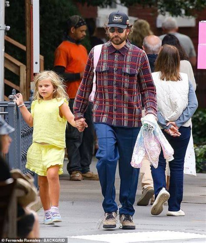 Bradley Cooper Holds Hands With Adorable Lea, 4, On Stroll Around NYC — See Cute Pics
