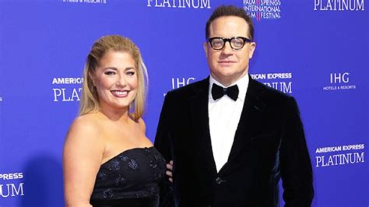 Brendan Fraser Joined By GF Jeanne Moore At Palm Springs Film Awards – Hollywood Life