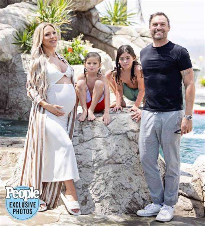 Brian Austin Green Expecting 1st Baby With GF Sharna Burgess