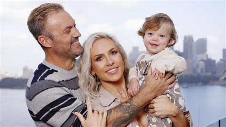 Brian Austin Green & Sharna Burgess Are Expecting A Baby Boy – Hollywood Life