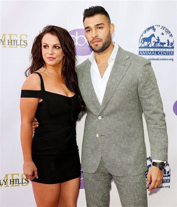 Britney Spears Hints She’s Writing a Second Memoir After Sam Asghari Split