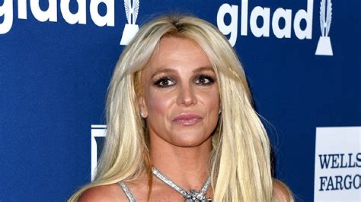 Britney Spears Insists Her Memoir Wasn’t Meant to ‘Offend Anyone’: ‘That Was Me Then’